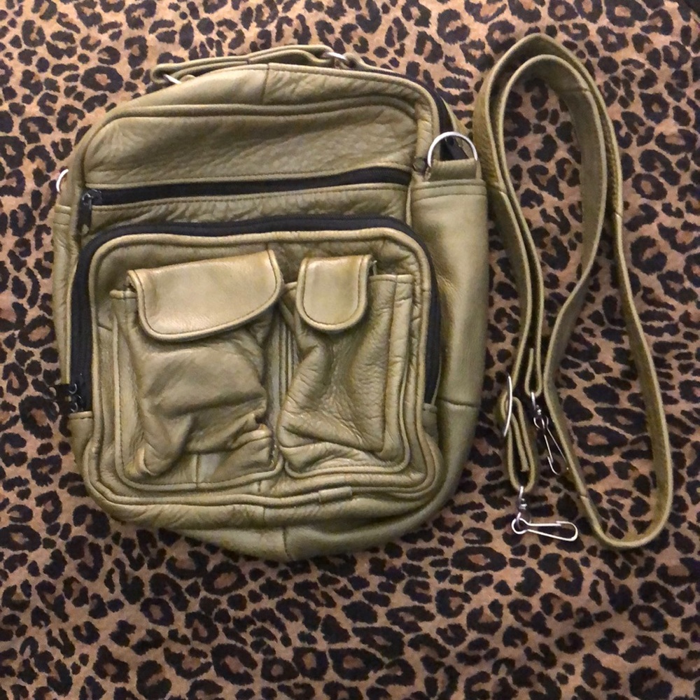 Leather Travel 🧳 Bag!